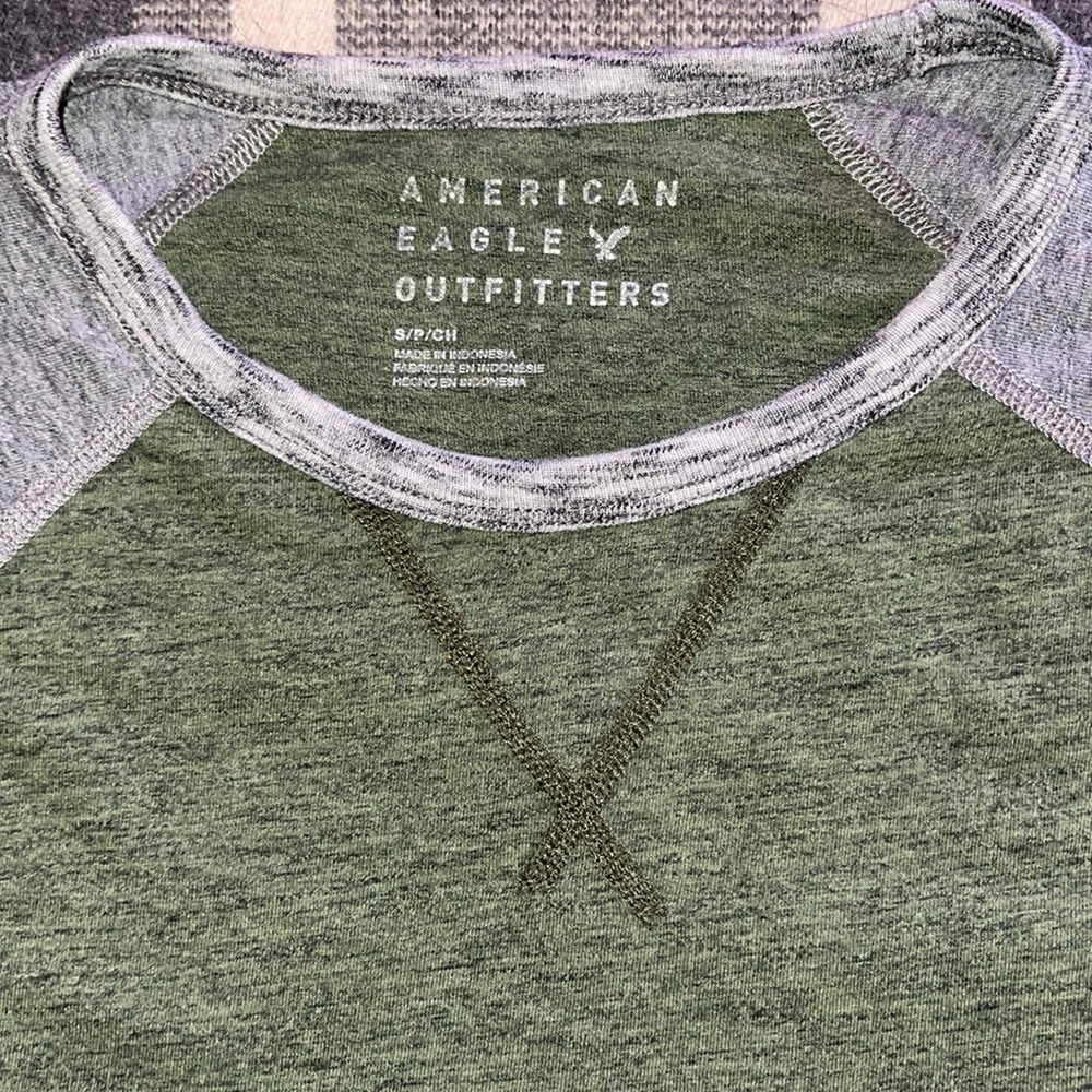 AEO tee